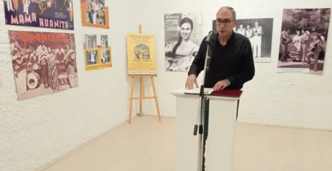 ИЗЛОЖБА ВО КАВАДАРЦИ ПОСВЕТЕНА НА „МАЊИФИКО“ Легендарниот ансамбл кој остави силен белег на музичката сцена