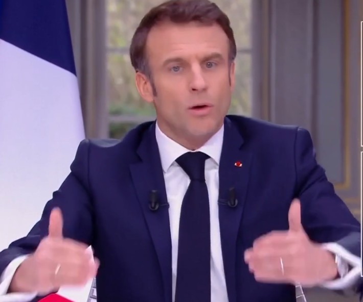 МАКРОН СЕ ЗАКАНИ НА РУСИЈА – Европа мора да биде непредвидлива