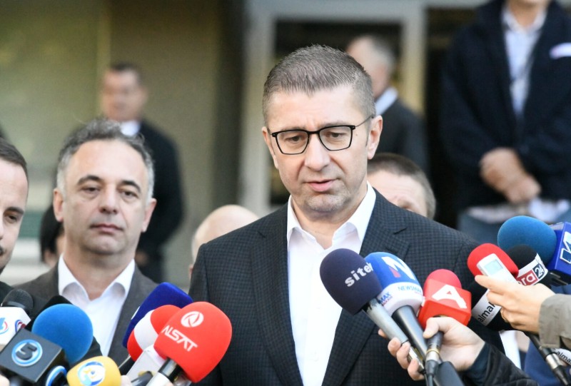 МИЦКОСКИ: ЛАЖНА СЕНЗАЦИЈА- Ист центар стои зад порталите што шират невистини за коалиција со Мерко МИЦКОСКИ: ЛАЖНА СЕНЗАЦИЈА- Ист центар стои зад порталите што шират невистини за коалиција со Мерко