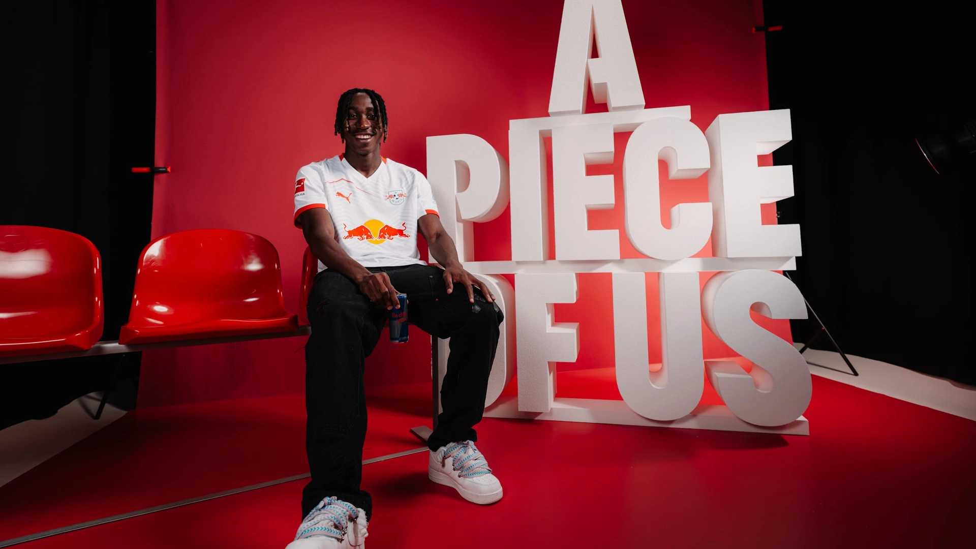 ДО КАДЕ МОЖЕ ДА ОДАТ ЦЕНИТЕ ЗА МЛАДИТЕ ФУДБАЛЕРИ? 100 милиони евра за 18-годишен играч со само 7 натпревари