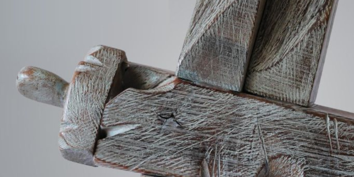 СИНИША НОВЕСКИ СО ИЗЛОЖБА ВО ПРИЛЕП Симболика, традиција и топлина во дрво