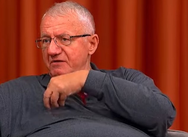 ШЕШЕЉ НА ДЕНОТ КОГА ПАДНА МИЛОШЕВИЌ  – „Бев во својата канцеларија во владата со автомат“