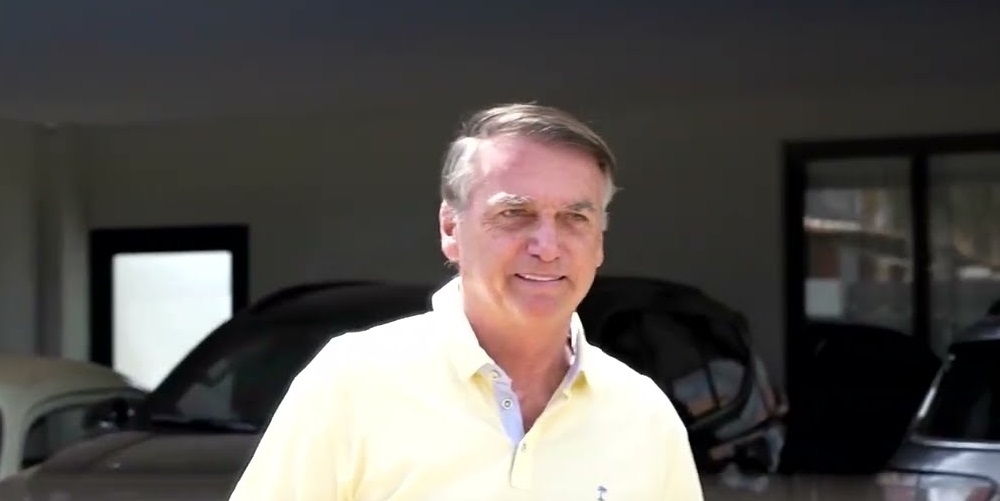 ВРХОВНИОТ СУД ЈА ПОТВРДИЛ КАЗНАТА Поранешниот бразилски претседател Болсонаро заминува во затвор