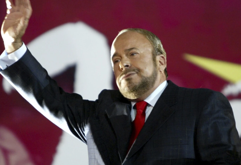 АЛБАНСКИОТ ПРЕМИЕР ШТО ПОБЕГНА ОД ЗАТВОР – Замина Фатос Нано АЛБАНСКИОТ ПРЕМИЕР ШТО ПОБЕГНА ОД ЗАТВОР – Замина Фатос Нано