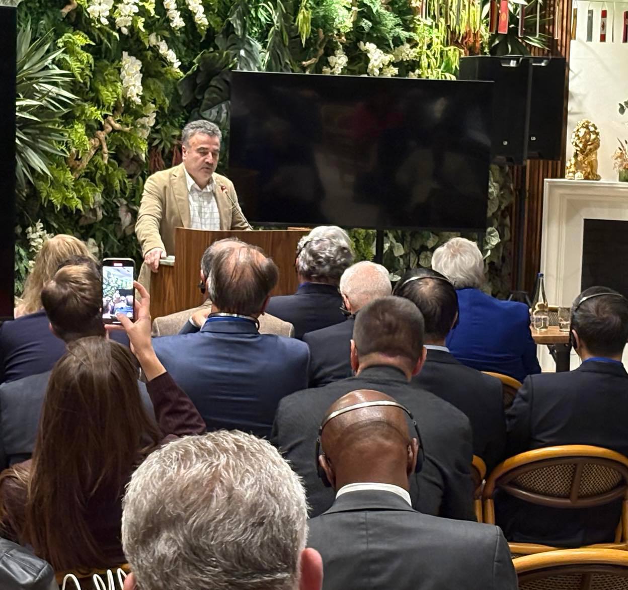 БАЧЕВ НА ГОЛЕМА МЕЃУНАРОДНА КОНФЕРЕНЦИЈА – 57 научници, 50 земји од четири континенти и вовед од кандидатот за Генерален секретар на ОН