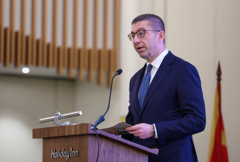 ВОЈНАТА ДЕНЕС СЕ ВОДИ СО ЗБОР – Мицкоски бара заедничка акција против хибридните закани