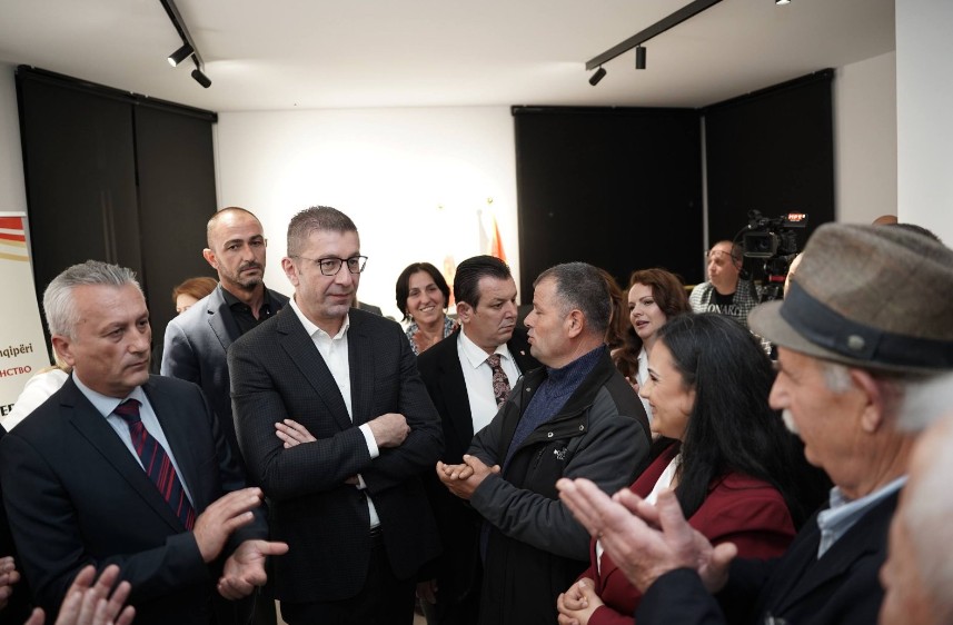 МИЦКОСКИ ВО ТИРАНА Отворена нова канцеларија на „ВМРО-ДПМНЕ Албанија“