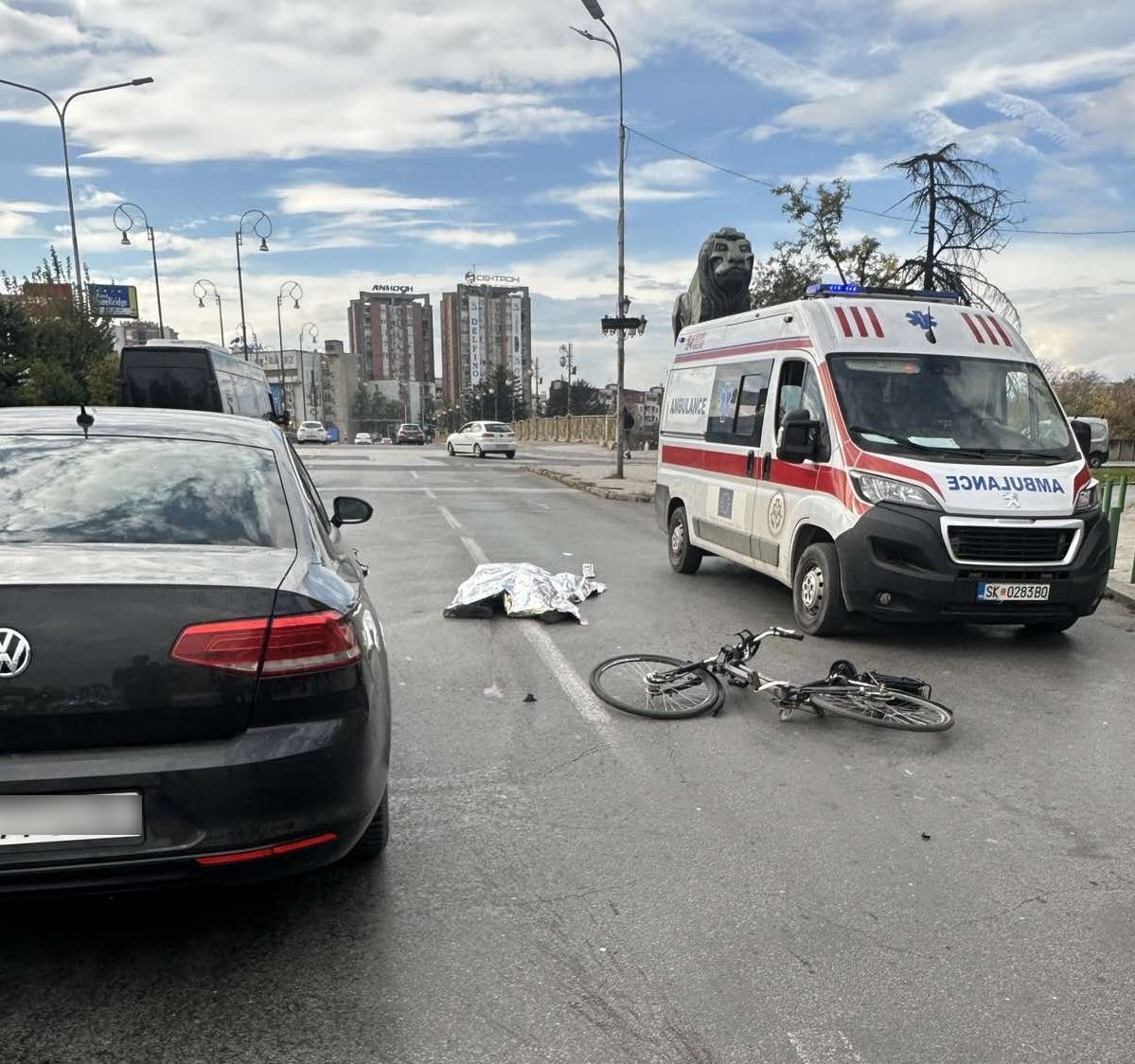 МВР – Фатен возачот што усмрти велосипедист и избега