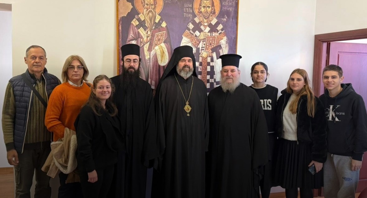 ФАНАР СЕ ВРАЌА ВО ИГРА – Што се крие зад изненадната посета на митрополитот Кирил