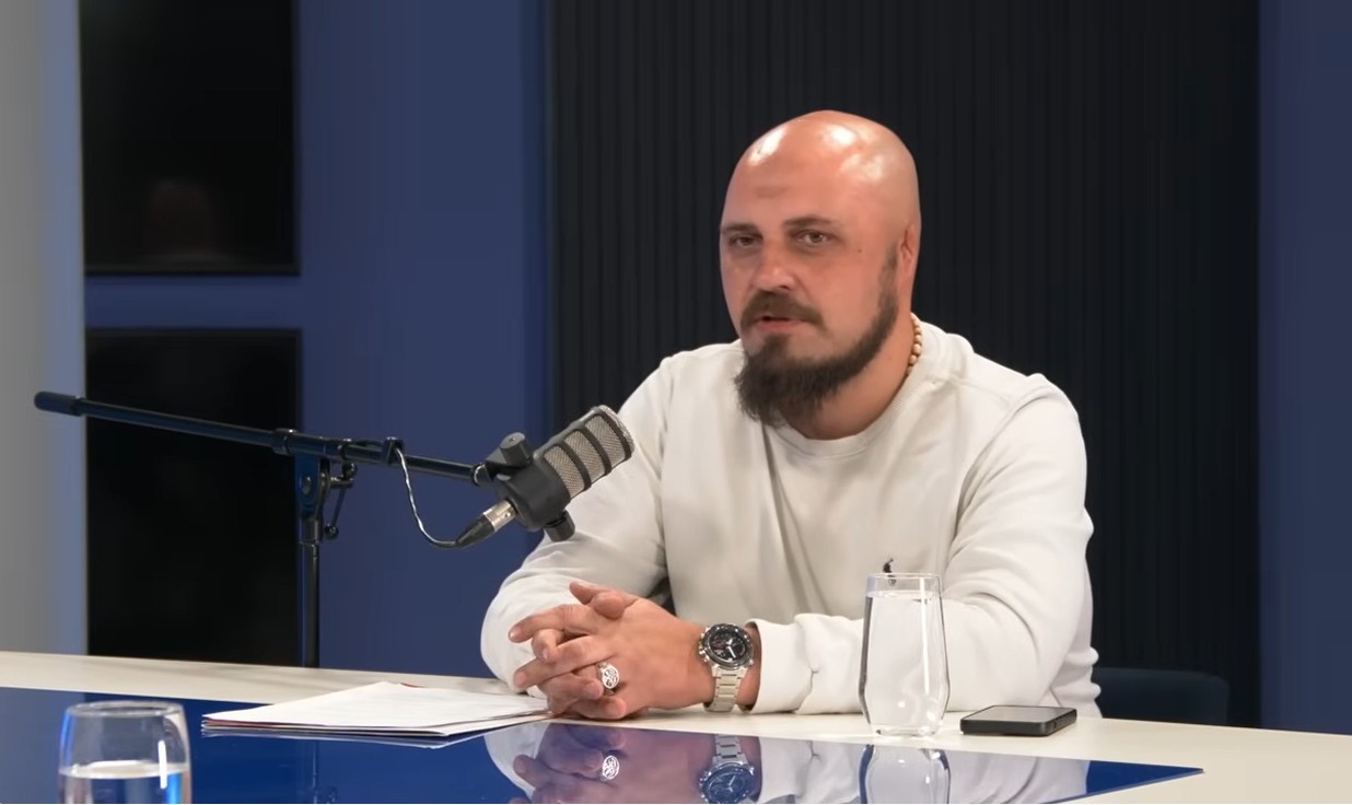 (ВИДЕО) ПРЕСВРТ ВО „27 АПРИЛ“ – Вилијам Гајда со нови докази на гостување во подкаст кои можат да променат сè