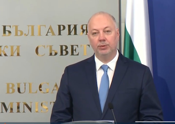 БУГАРСКИОТ ПРЕМИЕР ПОРАЧУВА – Нема ЕУ без бугари во македонскиот устав