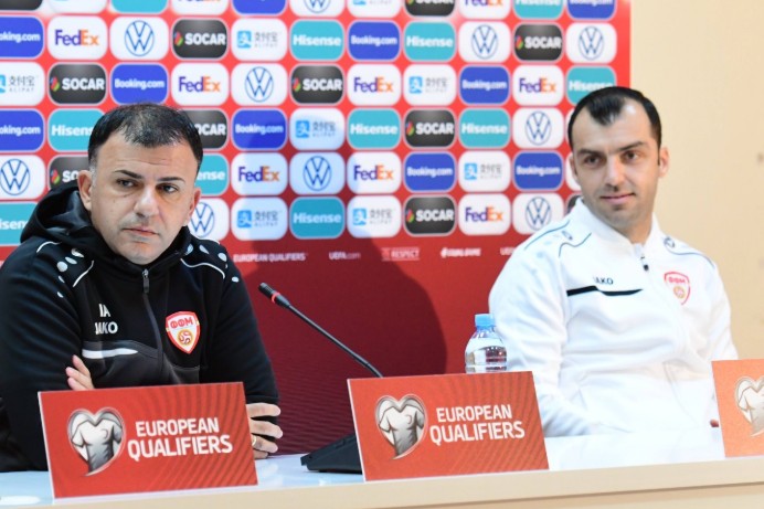 ЦИРКУС ВО МАКЕДОНСКИОТ ФУДБАЛ Пцовки, лингур, шарлатан, клошар и јавна пресметка меѓу Ангеловски, Пандев и Јовчев