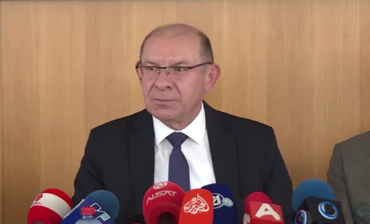 ПОЛИТИЧКИ СПРИНТ Коцевски побрз од пратениците, си поднесе оставка пред да го разрешат ПОЛИТИЧКИ СПРИНТ Коцевски побрз од пратениците, си поднесе оставка пред да го разрешат