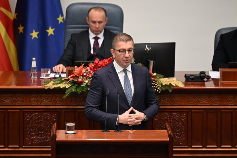 ПРЕМИЕРОТ МИЦКОСКИ ОТКРИВА – Владата на ДУИ и СДСМ препорача укинување на балансерот