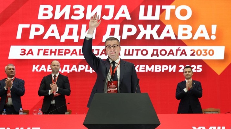 ИСТОРИСКА ПОДРШКА ЗА МИЦКОСКИ НА КОНГРЕСОТ – Од 817 делегати 804 гласаа да ја води ВМРО-ДПМНЕ во трет и последен мандат