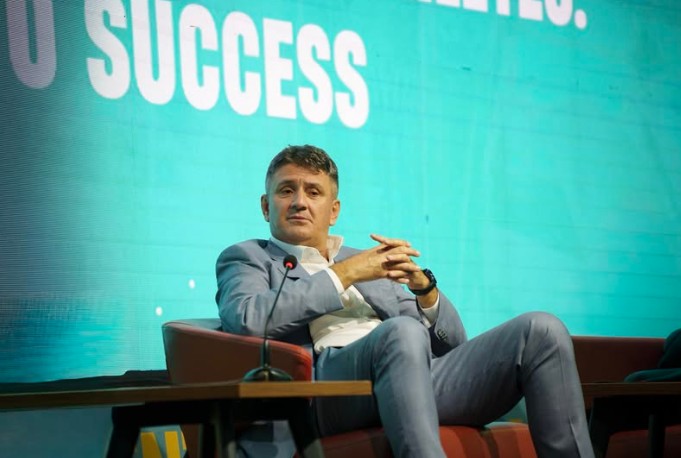 КАВГАТА ВО МАК-ФУДБАЛОТ ПРОДОЛЖУВА – И Омерагиќ му возврати на Ангеловски