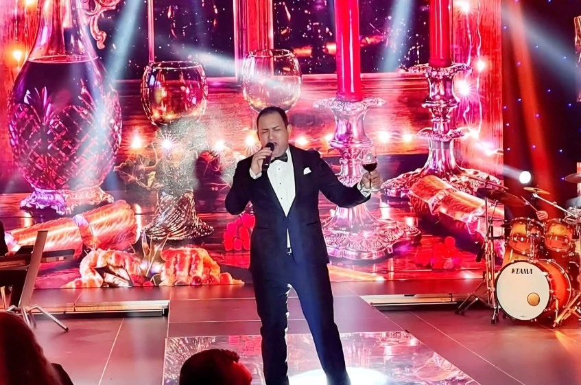 ЈОРДАН МИТЕВ СЛАВИ 20 ГОДИНИ КАРИЕРА – Нова песна посветена на синот