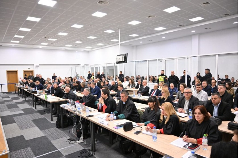 ТЕНЗИЧНО ДЕНЕШНОТО РОЧИШТЕ ЗА ПУЛС Викотници и аплауз по сведочењето на мајките, судот се закани со рочишта без публика