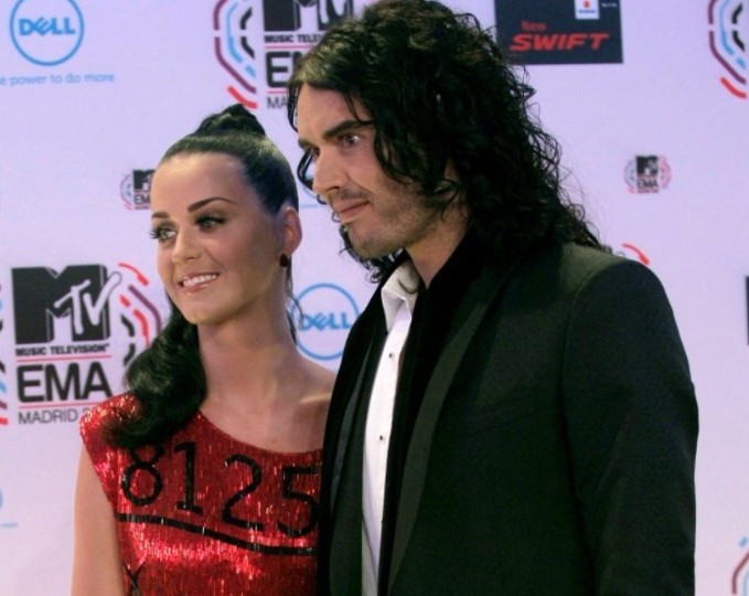 БРАНД ОСТРО ЗА ВРСКАТА ПЕРИ И ТРУДО Сè уште ја сакам, но неме ставајте во иста категорија со тој глобалист БРАНД ОСТРО ЗА ВРСКАТА ПЕРИ И ТРУДО Сè уште ја сакам, но неме ставајте во иста категорија со тој глобалист