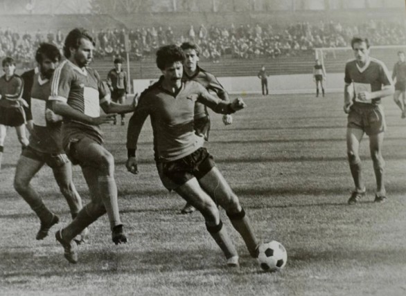 ПОЧИНА ВАСИЛ РИНГОВ Легендата на македонскиот фудбал