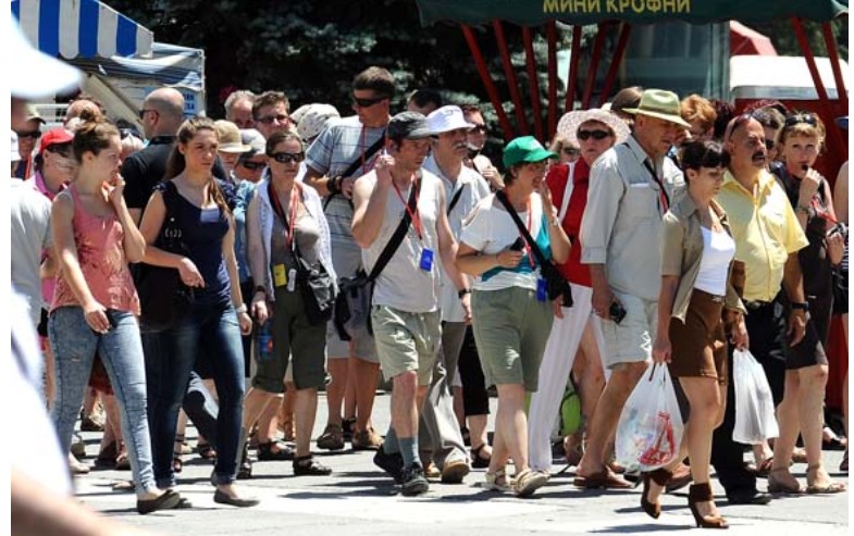 ОХРАБРУВАЧКИ РЕЗУЛТАТИ Раст на странските туристи во Македонија ОХРАБРУВАЧКИ РЕЗУЛТАТИ Раст на странските туристи во Македонија