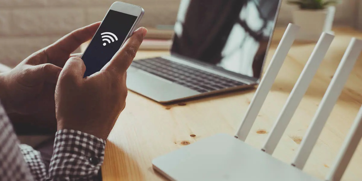 ЗАШТИТЕТЕ СЕ Исклучете го WiFi-то кога сте надвор ЗАШТИТЕТЕ СЕ Исклучете го WiFi-то кога сте надвор