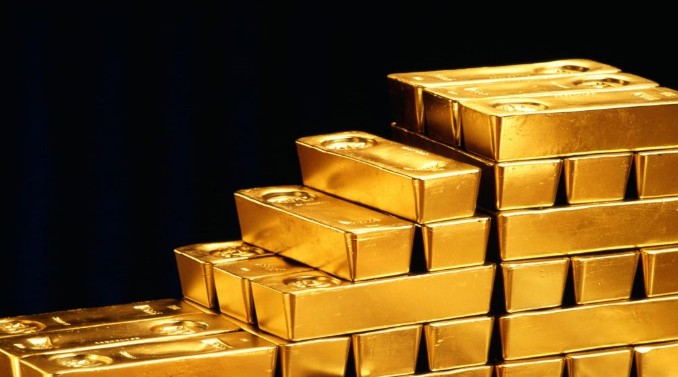 ЕВРОПСКИТЕ БЕРЗИ НА ПАУЗА ПОРАДИ БОЖИЌ Златото и среброто „летаат“ рекордно нагоре