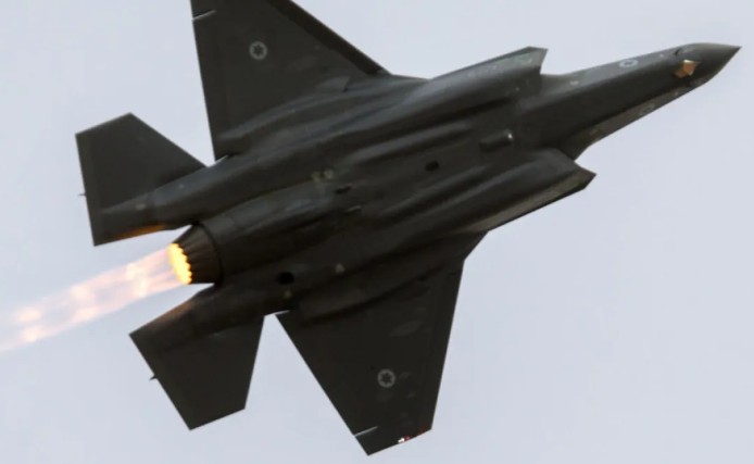 ВОЈНАТА СЕ ПОБЛИСКУ – Американски извиднички авион кај иранската граница