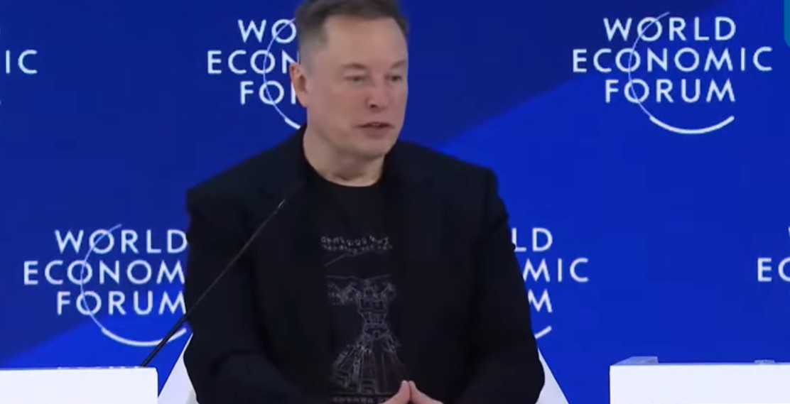 ЕЛОН МАКС ВО ДАВОС – Роботите ќе ги надминат луѓето, AI ќе ја надмине човечката интелигенција, стареењето е решлив проблем