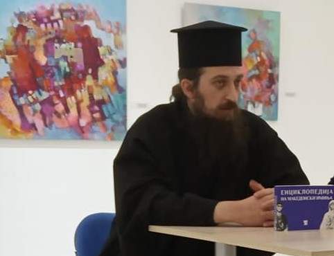 СТАР ИЛИ НОВ СТИЛ Како настанала разликата во празнувањето на Божиќ СТАР ИЛИ НОВ СТИЛ Како настанала разликата во празнувањето на Божиќ