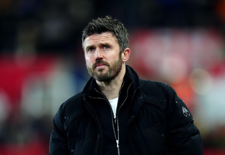 ПРИВРЕМЕНА ПРОМЕНА НА КЛУПАТА НА МАНЧЕСТЕР – Карик до крајот на сезоната