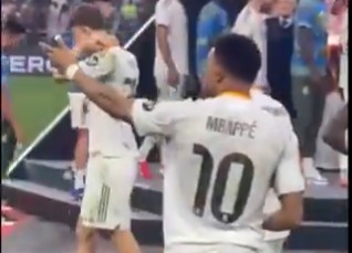 ТРЕТО ПОЛУВРЕМЕ – Реал одби да им оддаде почит на Барселона