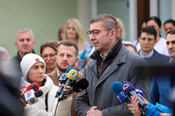 СОФИЈА ПРОТИВ МАКЕДОНСКИОТ ЈАЗИК – Мицкоски откри зошто падна Акцискиот план СОФИЈА ПРОТИВ МАКЕДОНСКИОТ ЈАЗИК – Мицкоски откри зошто падна Акцискиот план