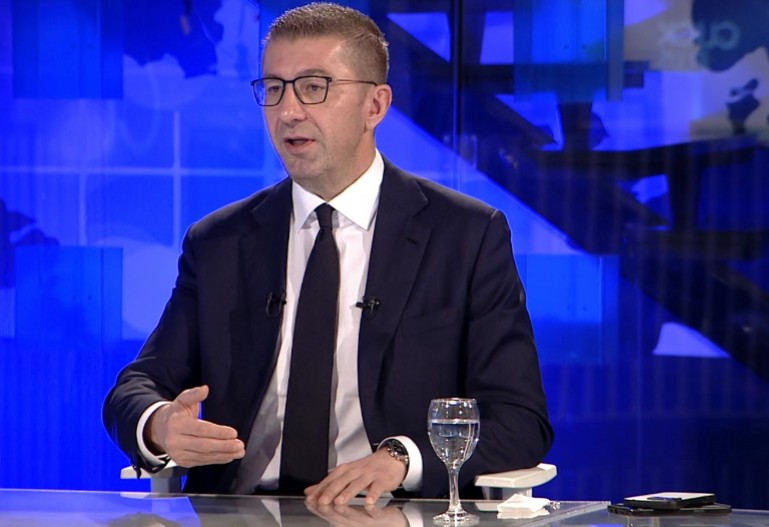 ПРЕДВРЕМЕНИ ИЗБОРИ ЌЕ НЕМА – Љубител сум на убави часовници, ќе објавам колку данок сум платил ПРЕДВРЕМЕНИ ИЗБОРИ ЌЕ НЕМА – Љубител сум на убави часовници, ќе објавам колку данок сум платил