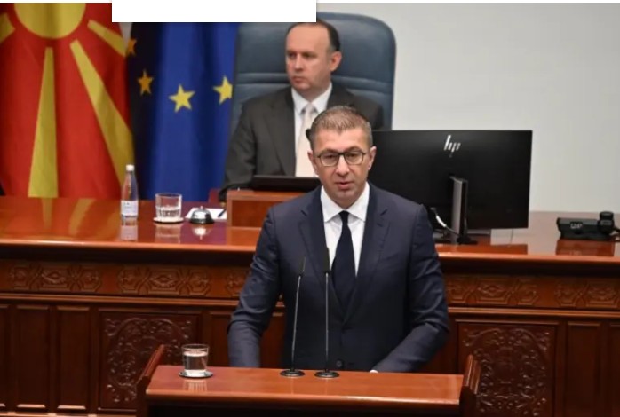 УСТАВНИ ИЗМЕНИ НЕМА БЕЗ ОВИЕ ДВА УСЛОВИ – Ќе одам до крај, па макар и последно било порача Мицкоски