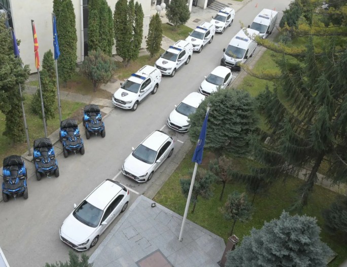 ВОЗАЧИ ВНИМАТЕЛНО – Покрај камери од „Сејф сити“, спремни се и теренски полициски возила за контрола со камери ВОЗАЧИ ВНИМАТЕЛНО – Покрај камери од „Сејф сити“, спремни се и теренски полициски возила за контрола со камери