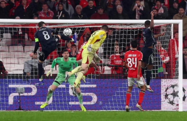 ШОУ ВО ЛШ – Ждрепката сакаше повторно да се сретнат Реал и Бенфика