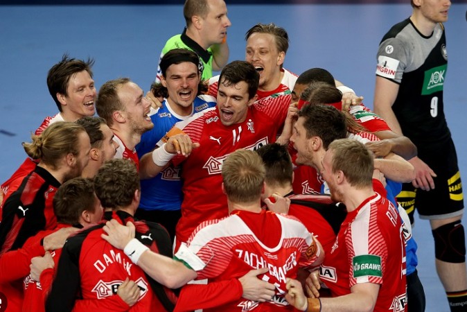 ПОСЛЕДЕН ДЕН НА ЕП – Триумфот за Данска би бил историски ПОСЛЕДЕН ДЕН НА ЕП – Триумфот за Данска би бил историски