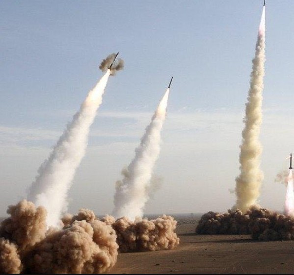 ОДМАЗДАТА ПОЧНА – Иран потврди ракетни напади врз Израел