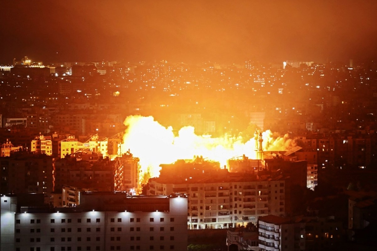 ВОЕНИ УДАРИ ВРЗ ИРАН – Можна смрт на шефот на ИРГЦ и министерот за одбрана ВОЕНИ УДАРИ ВРЗ ИРАН – Можна смрт на шефот на ИРГЦ и министерот за одбрана