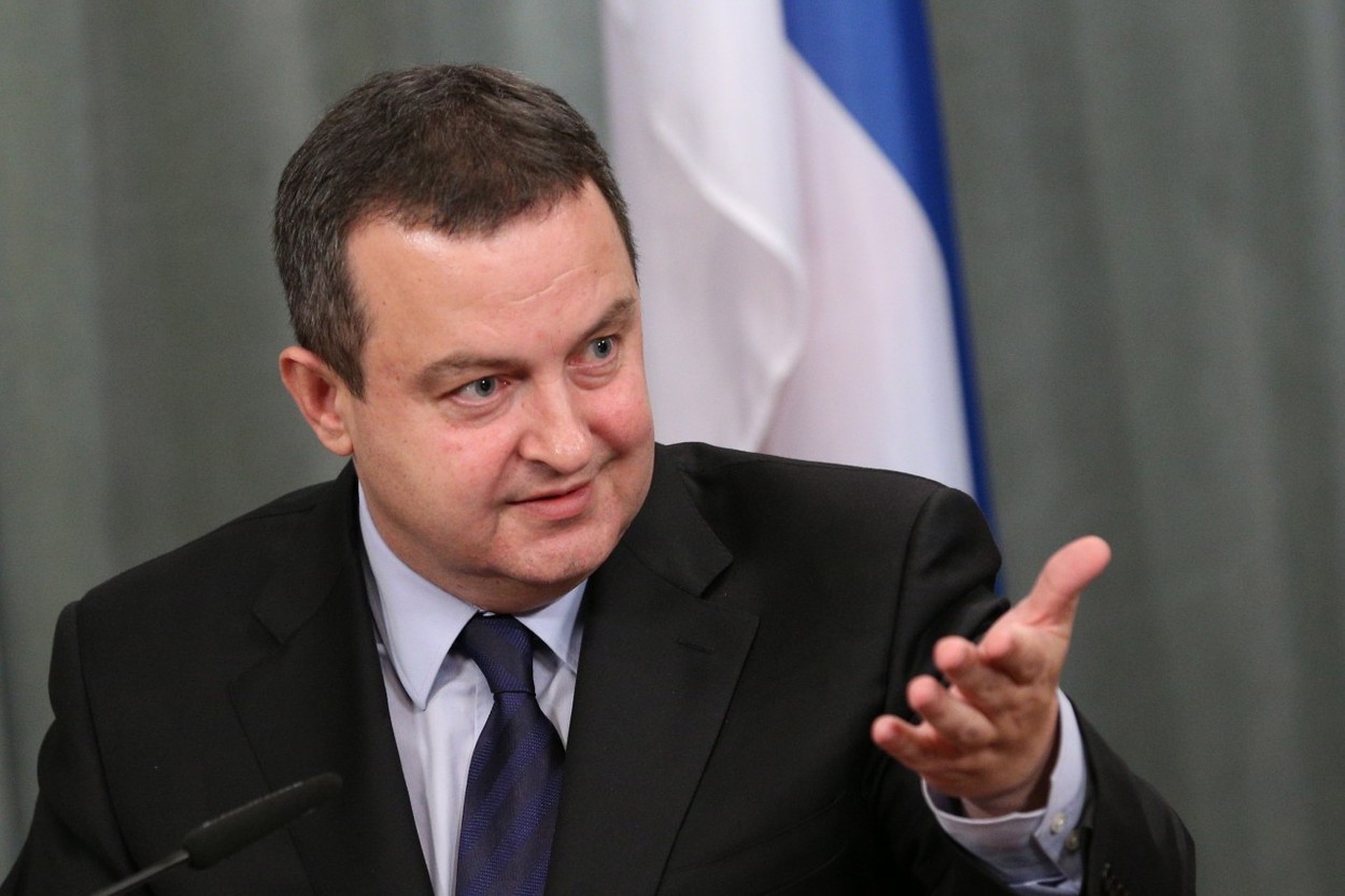 ИВИЦА ДАЧИЌ ВО ТЕШКА СОСТОЈБА – Борбата продолжува, состојбата е стабилизирана велат лекарите ИВИЦА ДАЧИЌ ВО ТЕШКА СОСТОЈБА – Борбата продолжува, состојбата е стабилизирана велат лекарите