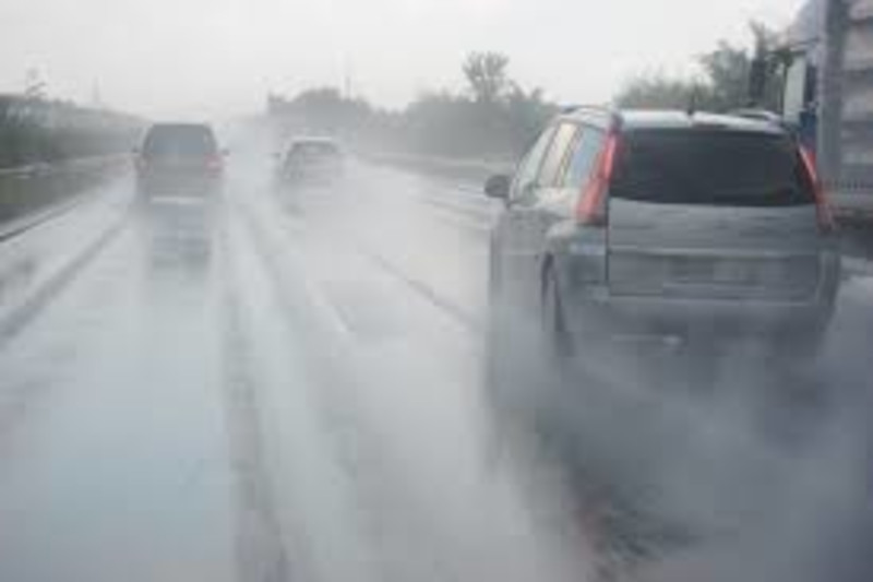 УМЕРЕН СООБРАЌАЈ НАДВОР ОД ГРАДОВИТЕ – Без гужви на граничните премини