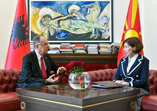 АЛБАНСКИОТ ПРЕТСЕДАТЕЛ ВО МАКЕДОНИЈА – Следуваат средби и обраќање во Собранието