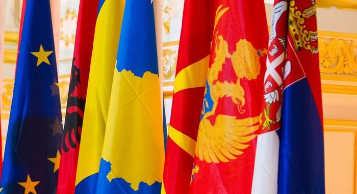 ВО РЕГИОНОТ ЦРНА ГОРА И АЛБАНИЈА НАЈЗАДОЛЖЕНИ – Македонија и Србија со умерен јавен дол