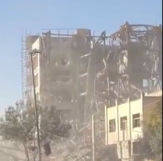 ХАМНЕИ БЕЗ НАСЛЕДНИК – Воздушни напади ја срамнија зградата за избор на нов ирански лидер