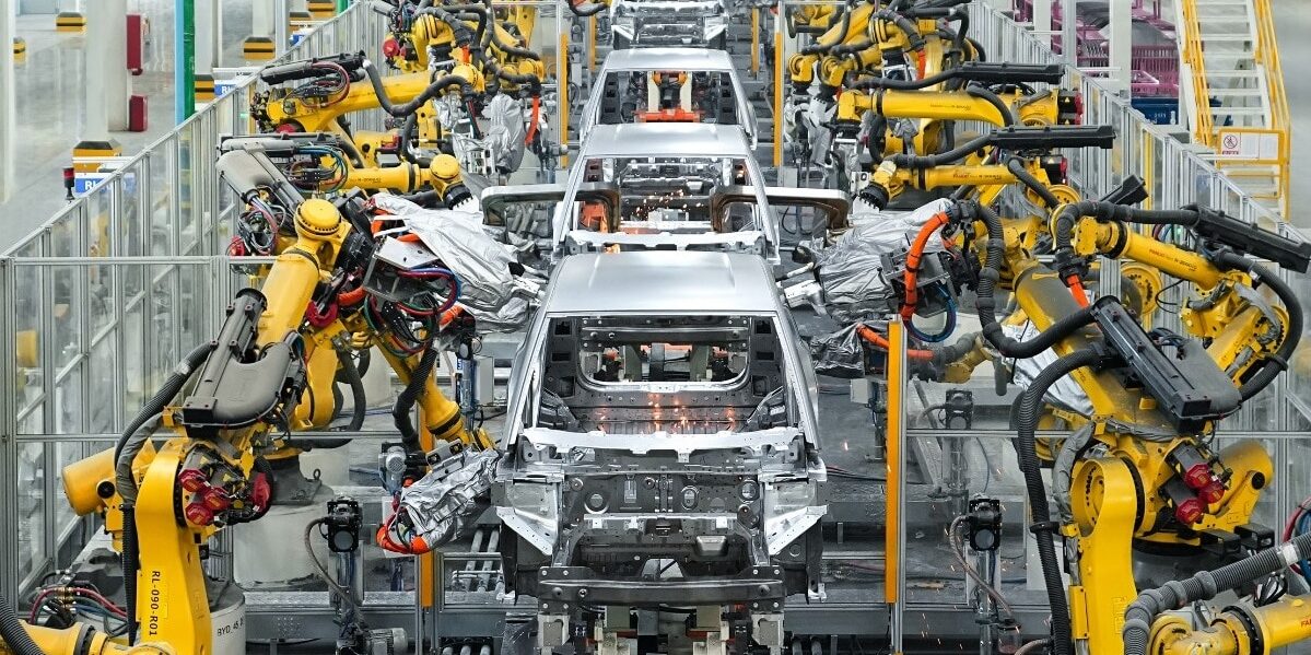 АВТО ДРАМА – Евтини кинески возила ја тресат американската економија