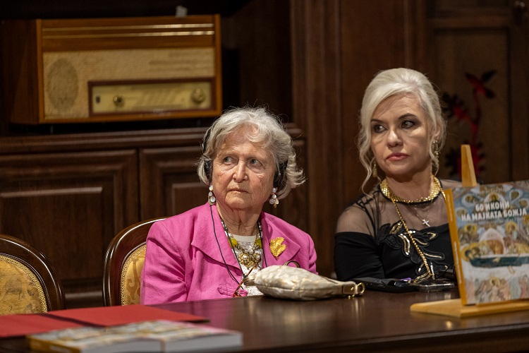 60 ИКОНИ НА МАЈКАТА БОЖЈА – Промовирано македонското издание