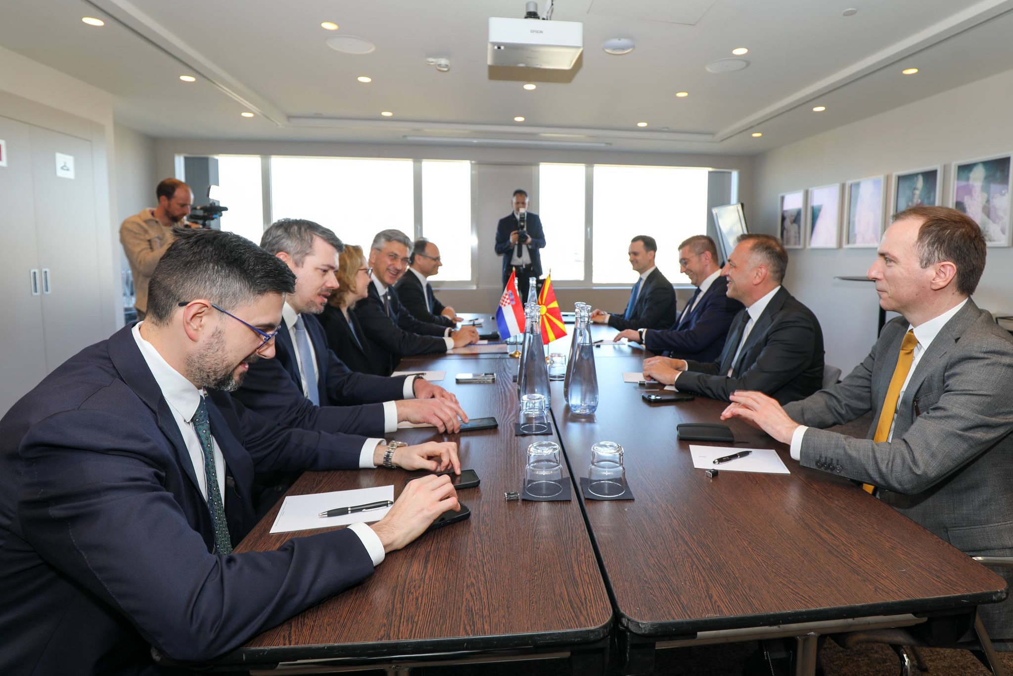 ХРВАТСКА НА СТРАНА НА МАКЕДОНИЈА – Пленковиќ за ЕУ патот на Македонија