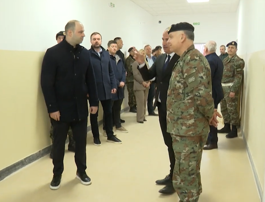 ОВАА ГОДИНА 10 МИЛИОНИ ЕВРА – 17 реконструкции на касарни