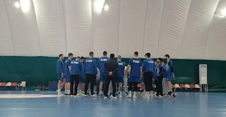 БЕЗ НАВИВАЧИ, НО СО СРЦЕ – Охрид тргнува за Атина кон топ-4 БЕЗ НАВИВАЧИ, НО СО СРЦЕ – Охрид тргнува за Атина кон топ-4